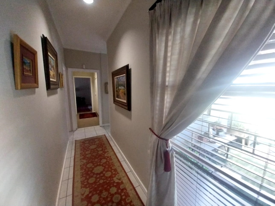 5 Bedroom Property for Sale in Robertson Western Cape